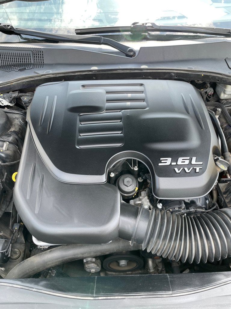 Used 2012 Chrysler 300 Limited RWD image 26