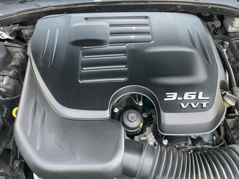 Used 2012 Chrysler 300 Limited RWD image 26