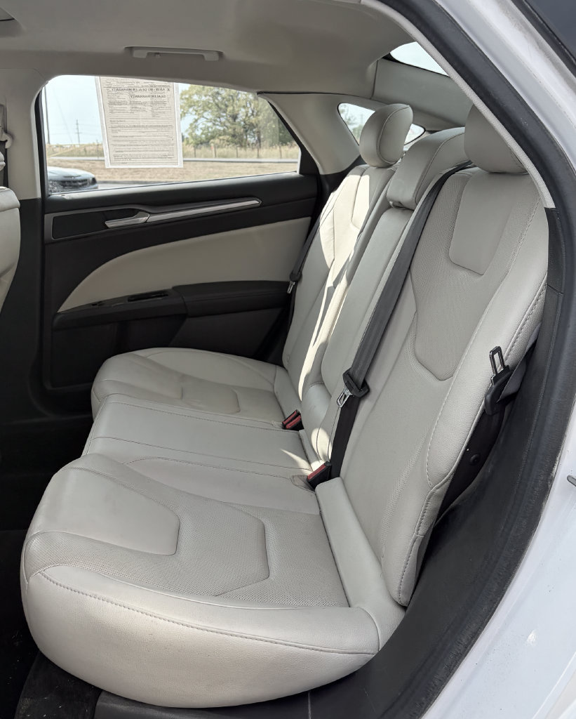 Used 2016 Ford Fusion Energi Titanium w/ Driver Assist Package FWD image 21