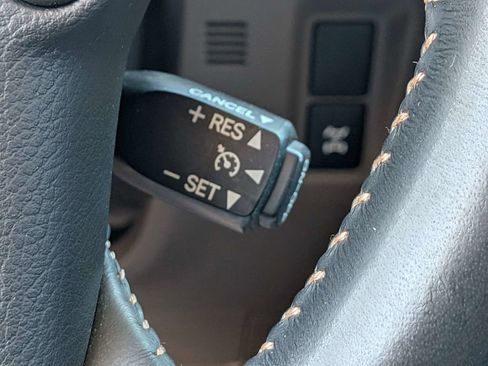 Used 2014 Lexus GX 460 460 w/ Premium Package image 30