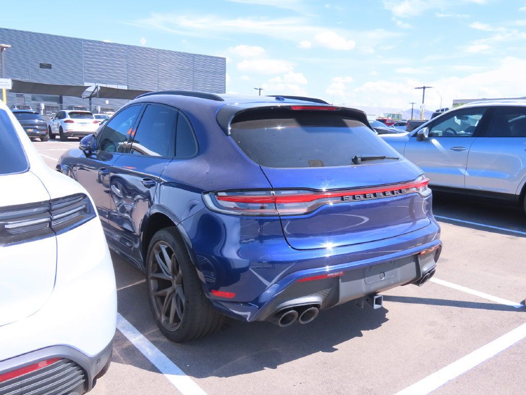 Used 2022 Porsche Macan AWD/4WD image 4