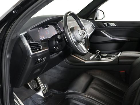 Used 2022 BMW X7 M50i image 29
