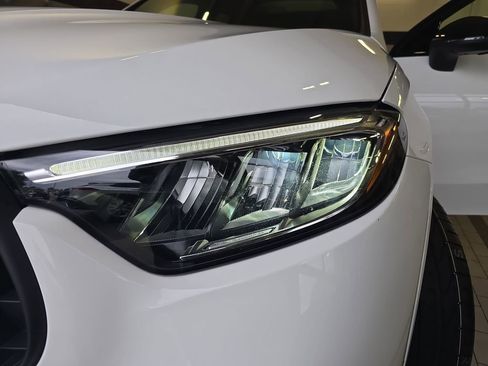 Certified 2025 Mercedes-Benz GLC 43 AMG 4MATIC image 33
