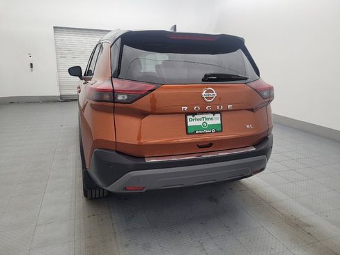 Used 2021 Nissan Rogue SL w/ Premium Package image 6