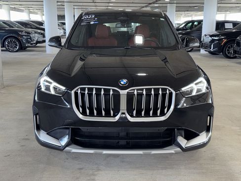 Certified 2025 BMW X1 xDrive28i w/ Convenience Package AWD/4WD image 3