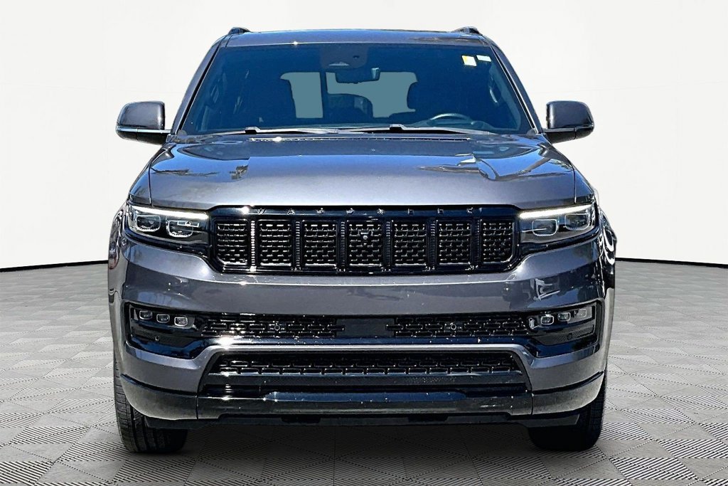 Used 2022 Jeep Grand Wagoneer Series II AWD/4WD image 3