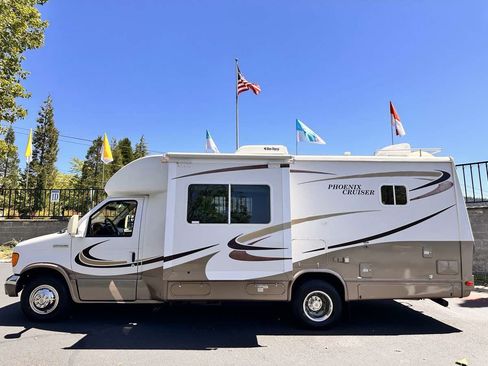 Used 2006 Ford E-450 and Econoline 450 RWD image 3