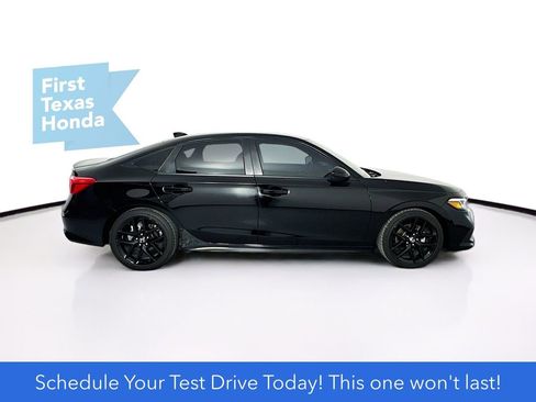 Used 2023 Honda Civic Sport image 10