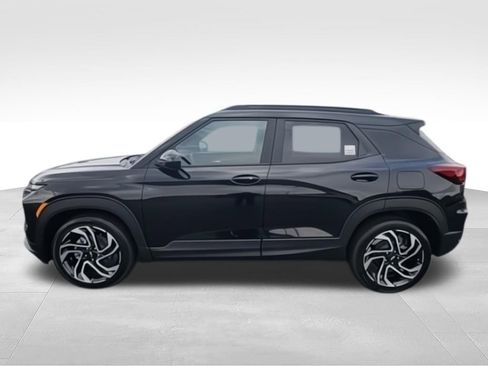 New 2026 Chevrolet TrailBlazer RS w/ Convenience Package FWD image 5