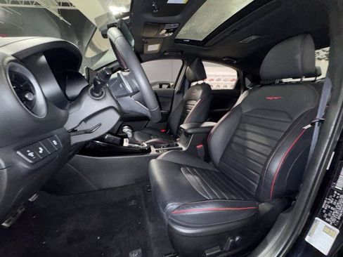 Used 2023 Kia Forte GT w/ GT2 Package image 21