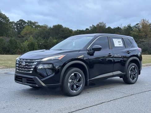 New 2026 Nissan Rogue SV FWD image 3