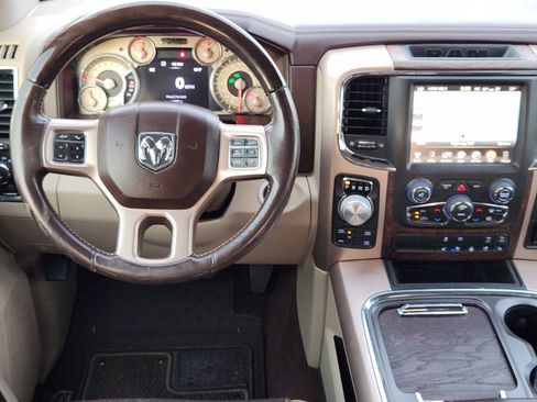 Used 2017 RAM 1500 Laramie Longhorn image 31