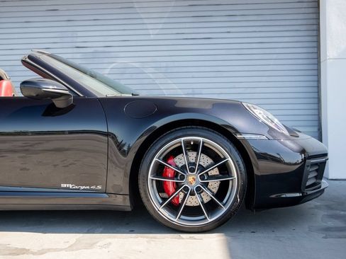 Certified 2024 Porsche 911 Targa 4S AWD/4WD image 9