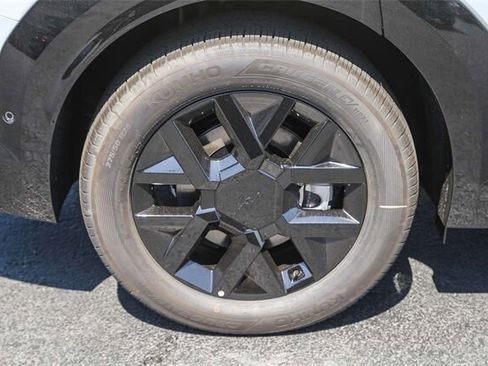 New 2026 Kia EV9 Land w/ Nightfall Edition Package image 10