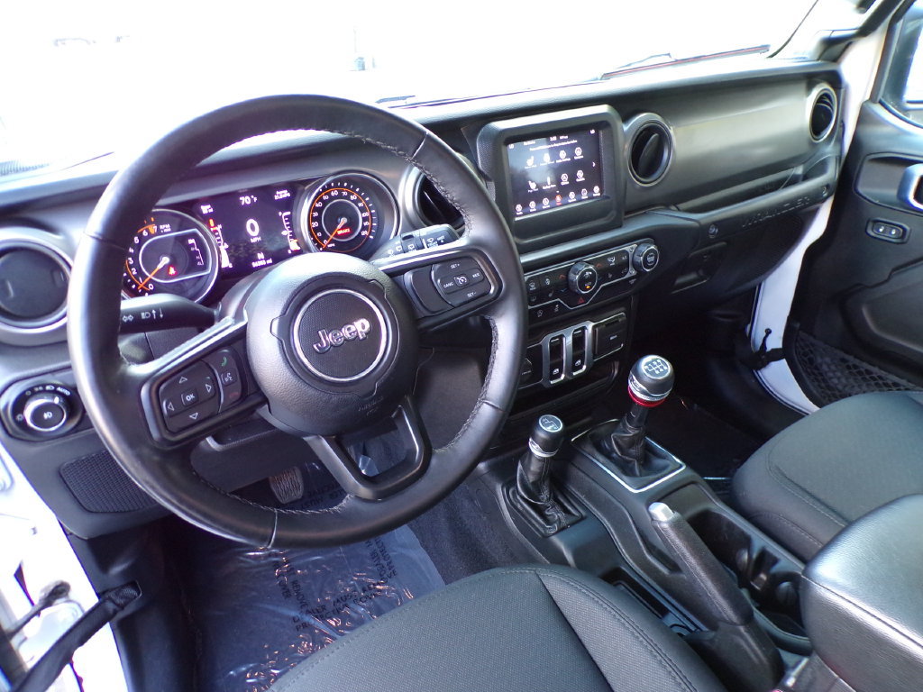 Used 2021 Jeep Wrangler Sport AWD/4WD image 15