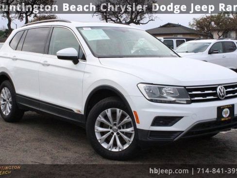 Used 2019 Volkswagen Tiguan SE w/ Panoramic Sunroof Package image 1