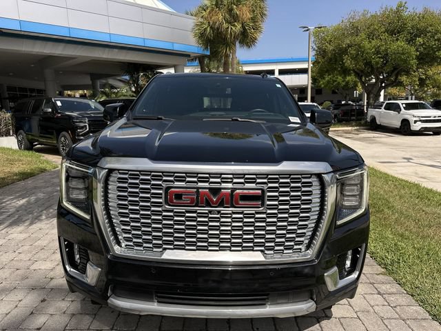 Used 2023 GMC Yukon XL Denali AWD/4WD image 18
