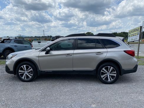 Used 2019 Subaru Outback 2.5i Limited w/ Popular Package #2 AWD/4WD image 8