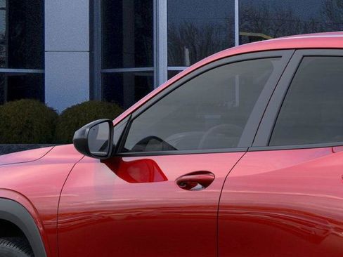 New 2026 Chevrolet Trax RS w/ Driver Confidence Package image 12