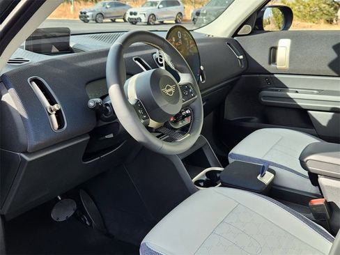 Used 2025 MINI Cooper Countryman S image 8
