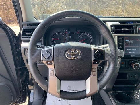 Used 2022 Toyota 4Runner SR5 image 27