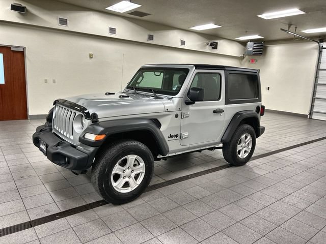 Used 2023 Jeep Wrangler Sport AWD/4WD image 4