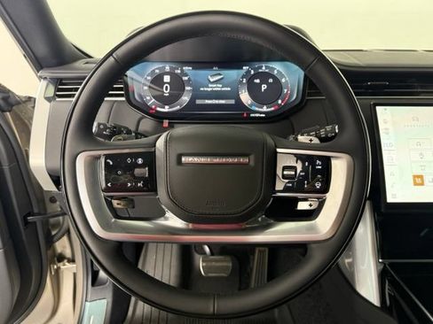 New 2025 Land Rover Range Rover Autobiography AWD/4WD image 36