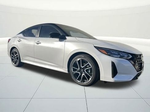 New 2025 Nissan Sentra SR w/ SR Premium Package image 6