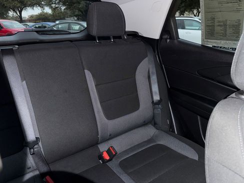 Used 2025 Chevrolet TrailBlazer LT image 37