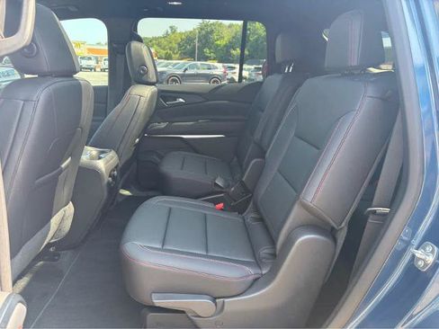 Used 2025 Chevrolet Traverse Z71 w/ Driver Confidence Package AWD/4WD image 25