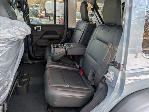 New 2026 Jeep Wrangler Unlimited Rubicon image 9
