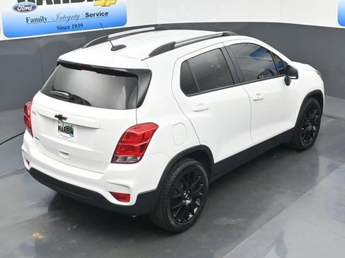 Used 2022 Chevrolet Trax LT w/ Sport Edition FWD image 25