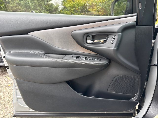 Used 2019 Nissan Murano SL w/ SL Technology Package AWD/4WD image 22