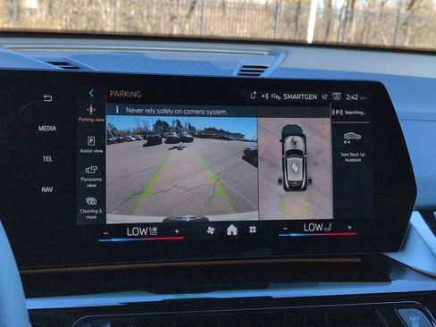 New 2026 BMW X2 xDrive28i w/ Technology Package AWD/4WD image 32