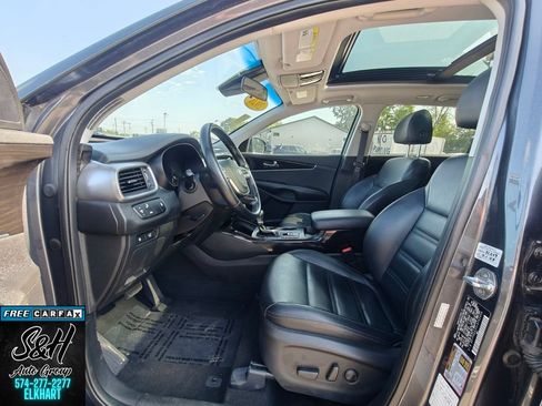 Used 2020 Kia Sorento EX AWD/4WD image 16