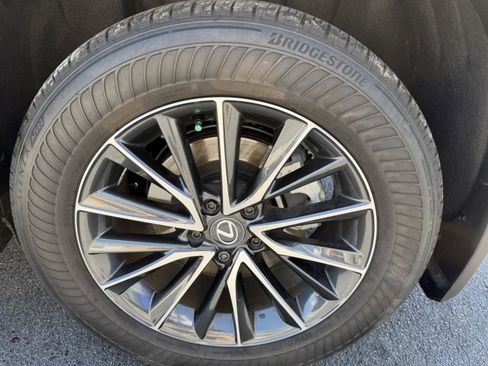 Used 2025 Lexus NX 250 FWD w/ Towing Package (2000 Lbs) image 30
