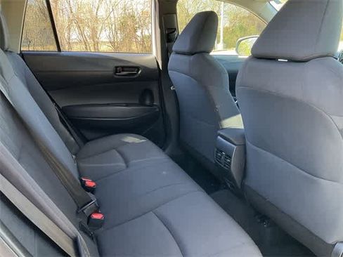 Used 2022 Toyota Corolla Cross LE image 16