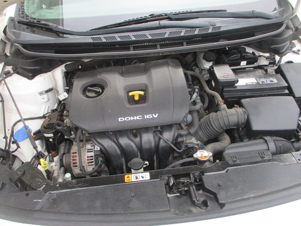 Used 2017 Kia Forte LX w/ LX Popular Package FWD image 4
