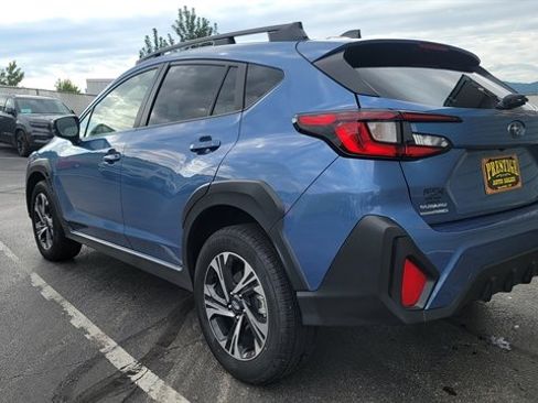 Used 2024 Subaru Crosstrek 2.0i Premium image 9