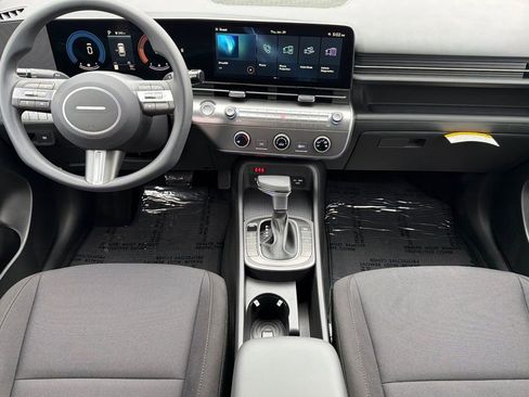 New 2026 Hyundai Kona SE image 11