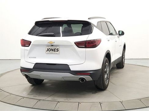 Used 2023 Chevrolet Blazer LT w/ Convenience Package image 6