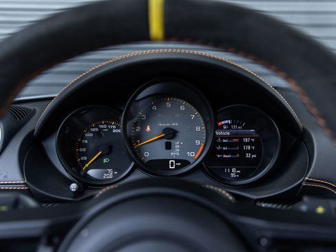 Certified 2025 Porsche 718 Boxster Spyder RS RWD image 35