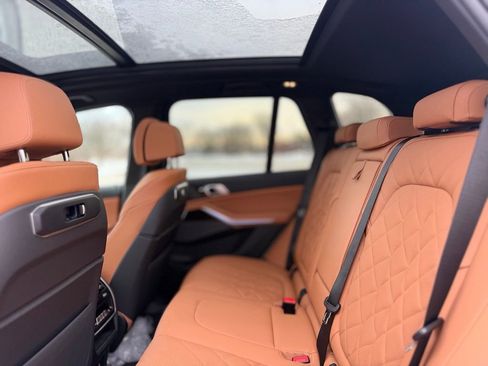 New 2026 BMW X5 xDrive50e image 19