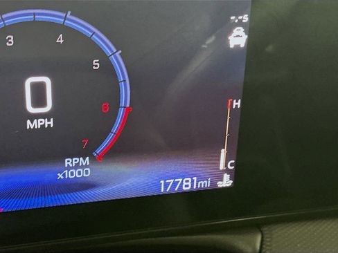 Used 2025 Chevrolet TrailBlazer RS w/ Convenience Package image 15