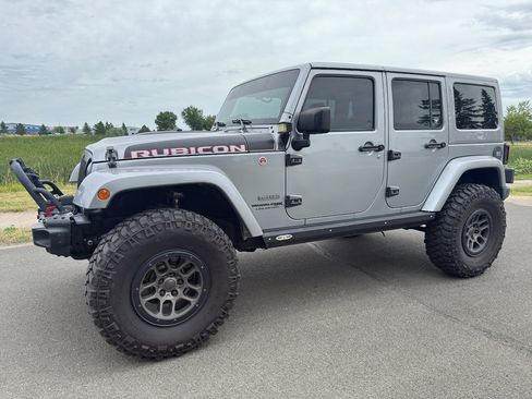 Used 2018 Jeep Wrangler Unlimited Rubicon w/ Dual Top Group image 3