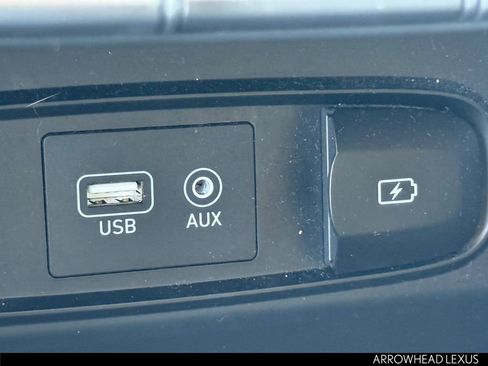 Used 2019 Hyundai Santa Fe SEL FWD image 22