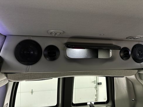 Used 2023 Chevrolet Express 2500 Extended RWD image 43