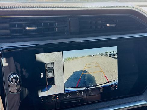 Used 2024 GMC Sierra 1500 Denali w/ Denali Reserve Package image 18