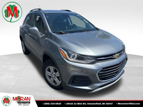 Used 2019 Chevrolet Trax LT w/ LT Convenience Package AWD/4WD image 1
