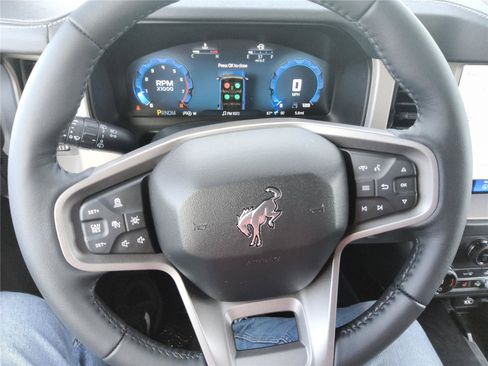 New 2026 Ford Bronco Outer Banks AWD/4WD image 32